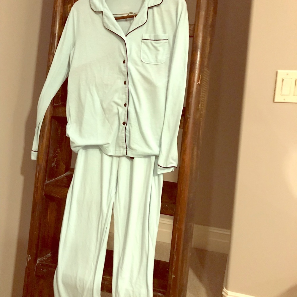 Gilligan and O’Malley women’s aqua/navy Pj’s